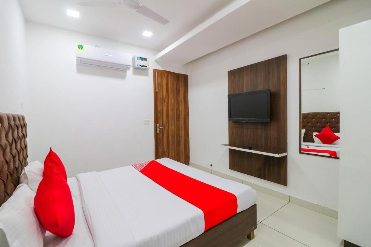 Hotel O Skycity Hisār Esterno foto